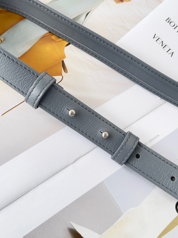 bo*te*ga Ve*ne*ta candy mini cassette-12*8*4cm