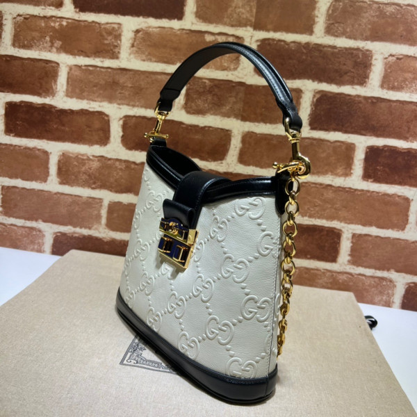G*u*i small gg shoulder bag
