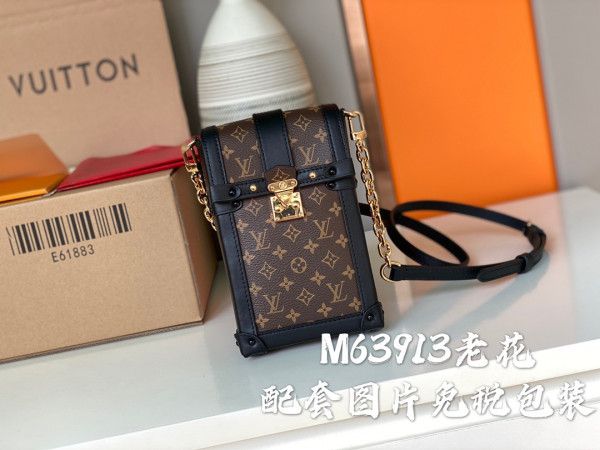 l0*is V*t0n vertical trunk pochette