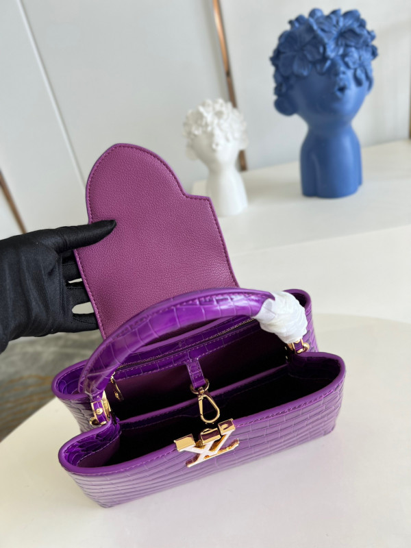 l0*is V*t0n capucines bb