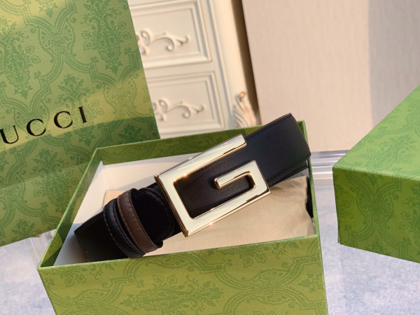 G*u*i reversible belt with square g buckle