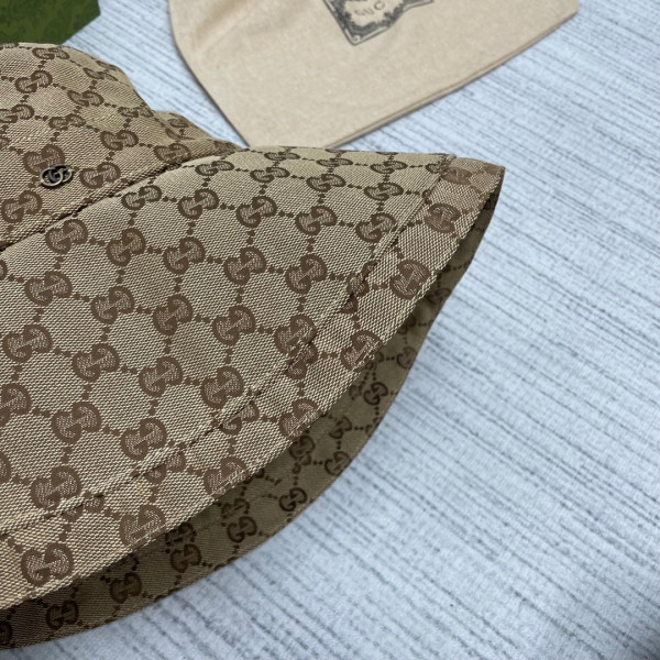 G*u*i gg canvas wide brim hat