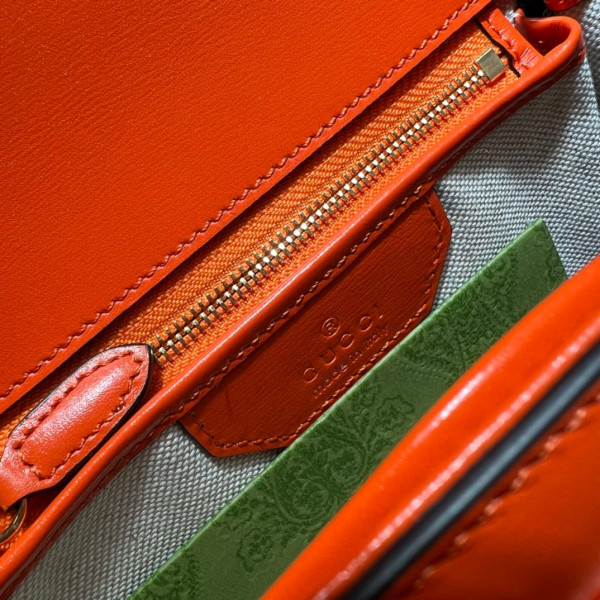 G*u*i small top handle bag with bamboo