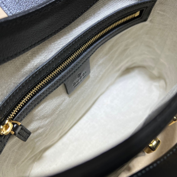 G*u*i small gg shoulder bag