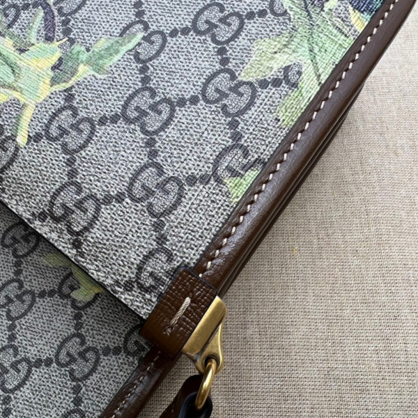 G*u*i mini shoulder bag with interlocking g