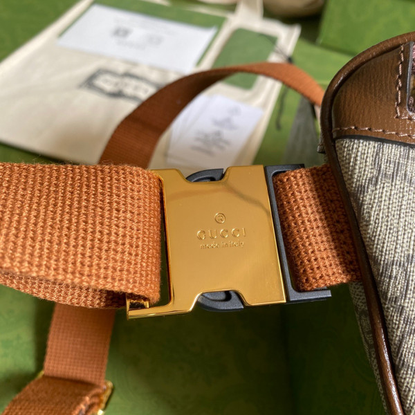 G*u*i belt bag with interlocking g