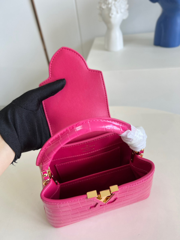 l0*is V*t0n capucines mini