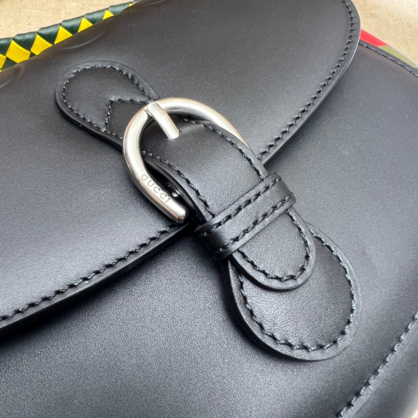G*u*i small shoulder bag with logo