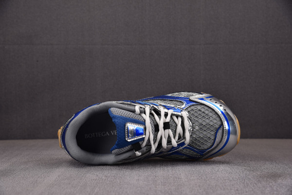 bo*te*ga Ve*ne*ta sneakers