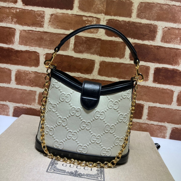 G*u*i small gg shoulder bag
