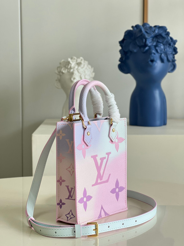 l0*is V*t0n petit sac plat