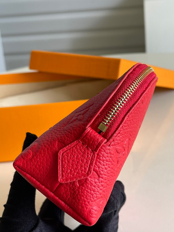 l0*is V*t0n cosmetic pouch pm-19*12*6cm