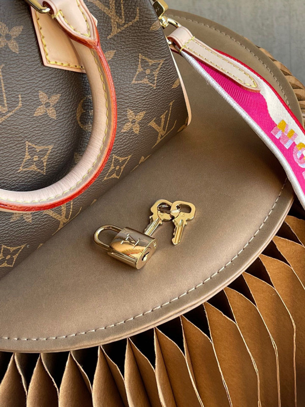 l0*is V*t0n speedy bandouliÈre 20