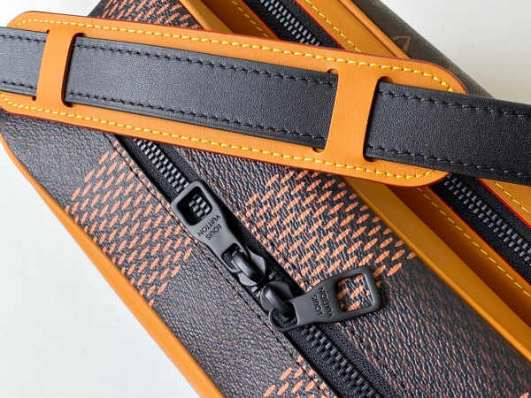 l0*is V*t0n messager bag