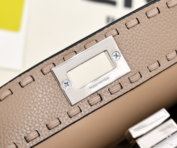 F**di peekaboo iseeu petite-20x11x10cm