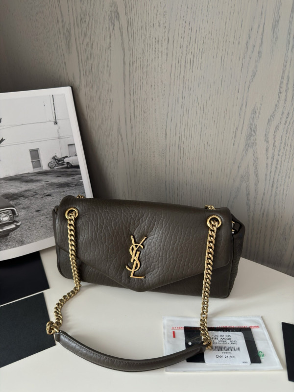 Y*L calypso medium in grained lambskin