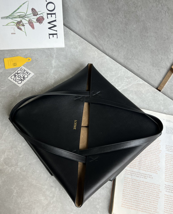 Lowee XL Puzzle Fold Tote in shiny calfskin -  42*41*18cm