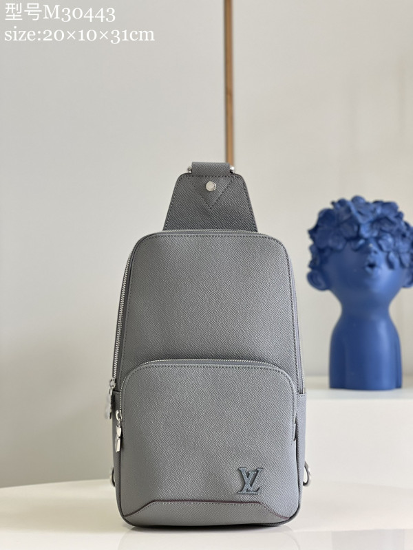 l0*is V*t0n avenue sling bag