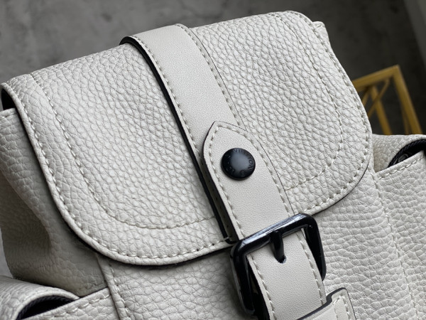 l0*is V*t0n christopher xs