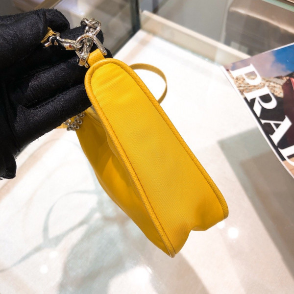 Pra*a re-edition 2005 nylon shoulder bag