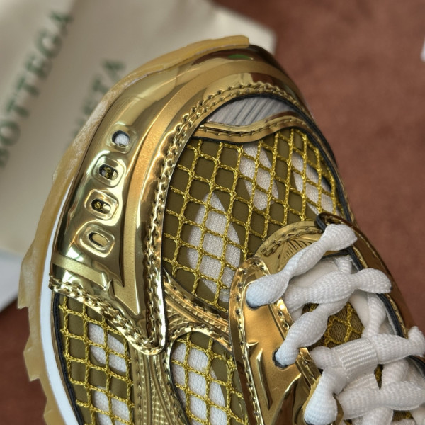 bo*te*ga Ve*ne*ta sneakers