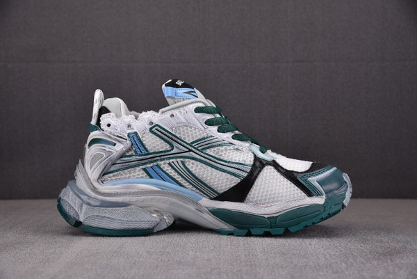 Ba*len*cia*ga runner