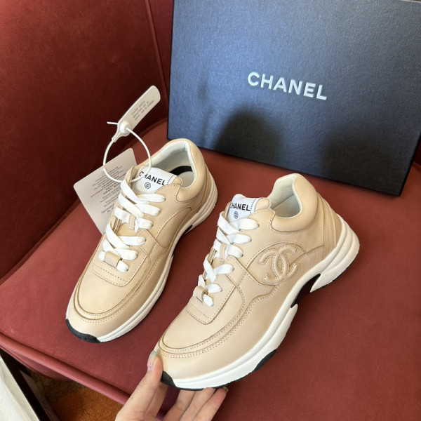 CL WOMEN SNEAKER