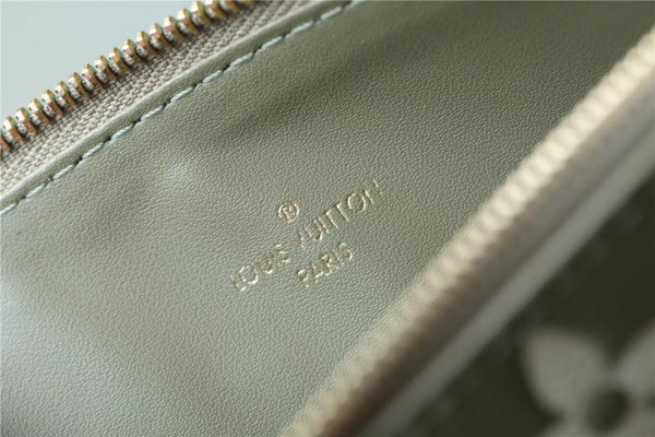 l0*is V*t0n pochette fÉlicie