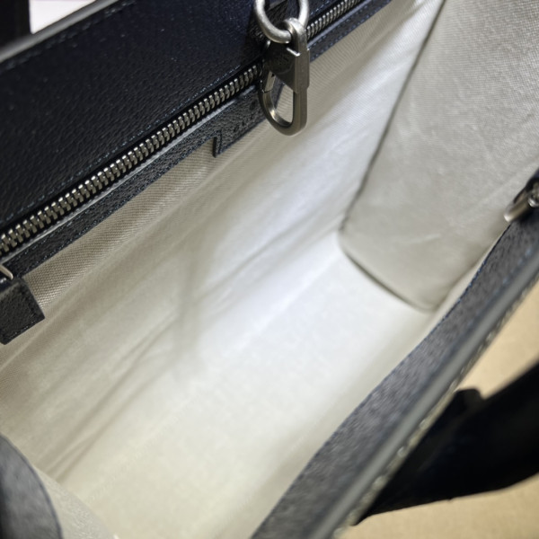 g*u*i g*u*i gg S*p*e monogram tote bag