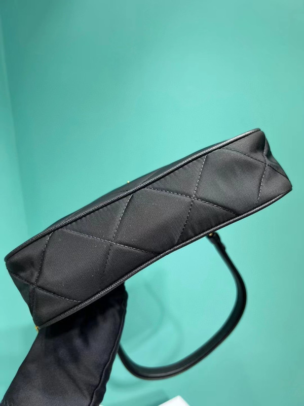 Pra*a re-edition 1995 chaîne re-nylon mini-bag