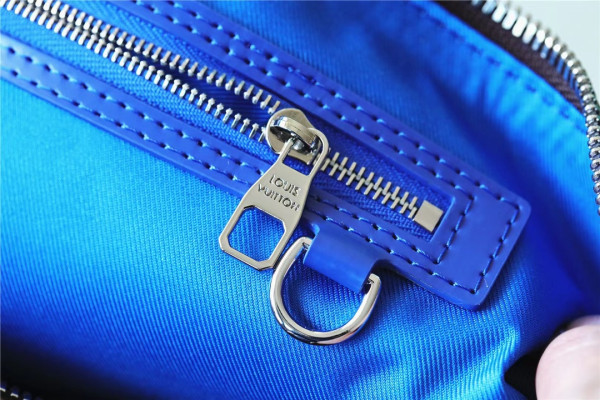 l0*is V*t0n keepall bandouliÈre 50