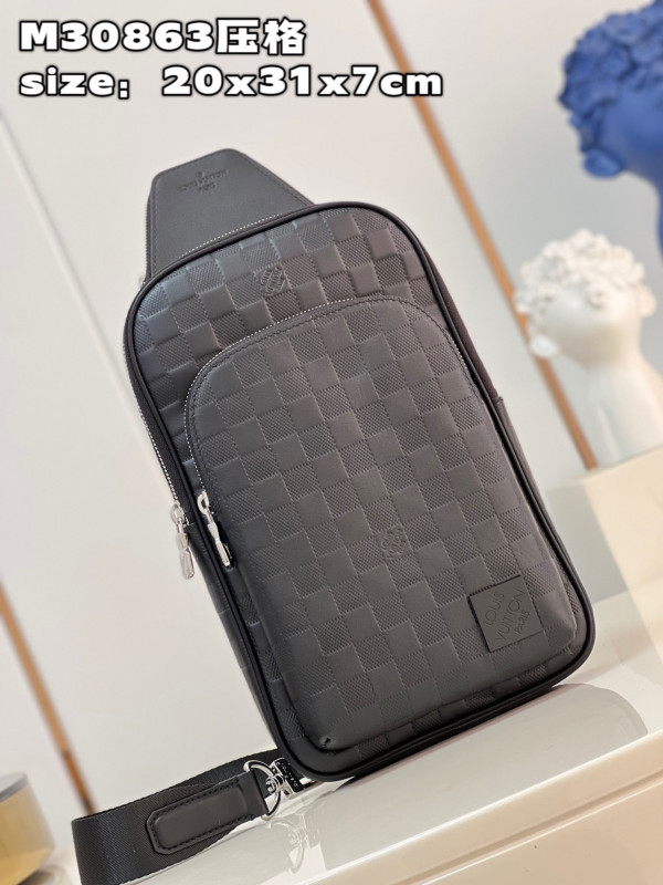 l0*is V*t0n avenue slingbag nm