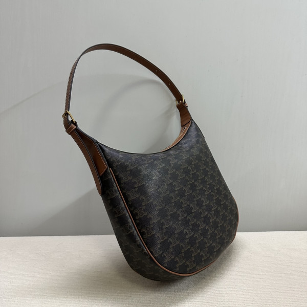 celin* heloise cuir triomphe bag in S*pple calfskin