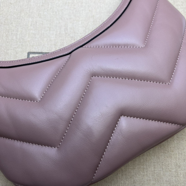 G*u*i gg marmont half-moon-shaped small bag