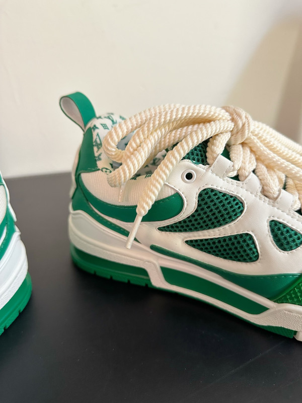 l0*is V*t0n sneakers