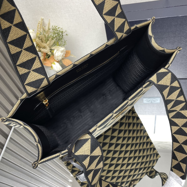 Pra*a hobo tote bag-38*38.5*11cm