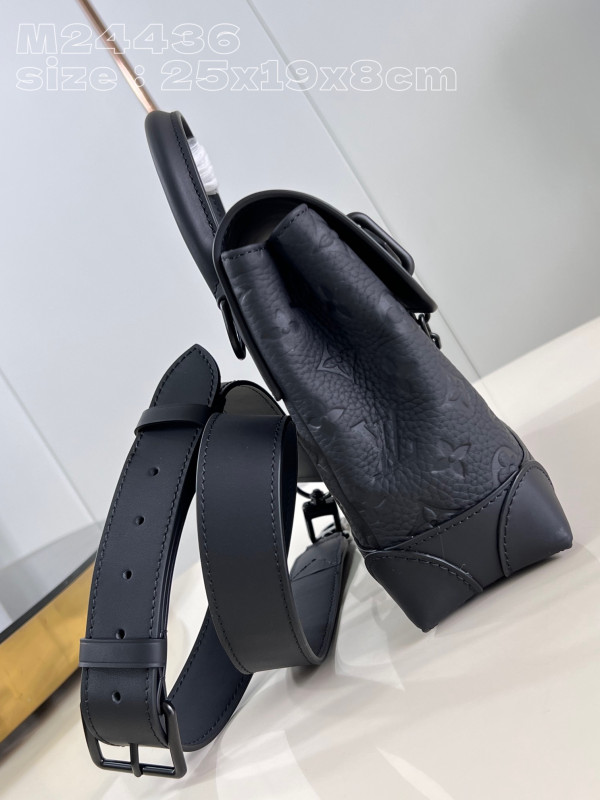 l0*is V*t0n steamer wearable wallet-25*19*8cm