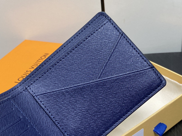 l0*is V*t0n multiple wallet-11.5*9*1.5cm