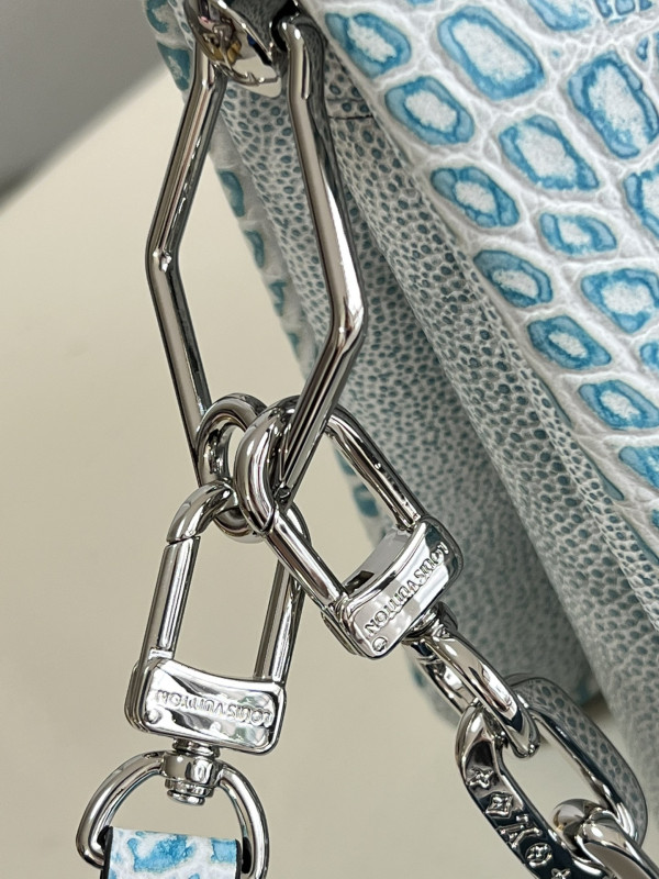 l0*is V*t0n coussin pm-26*20*12cm