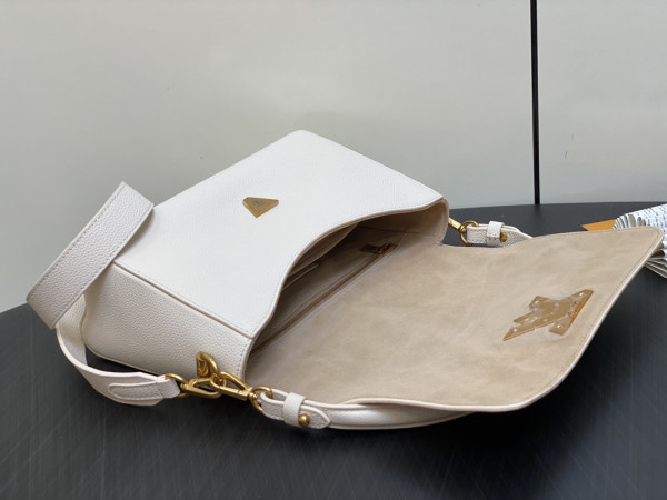 l0*is V*t0n soft twist-27*19*9cm