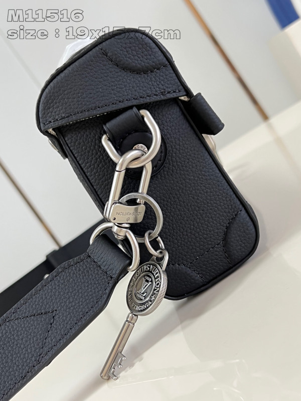 l0*is V*t0n soul trunk-19*15*7cm