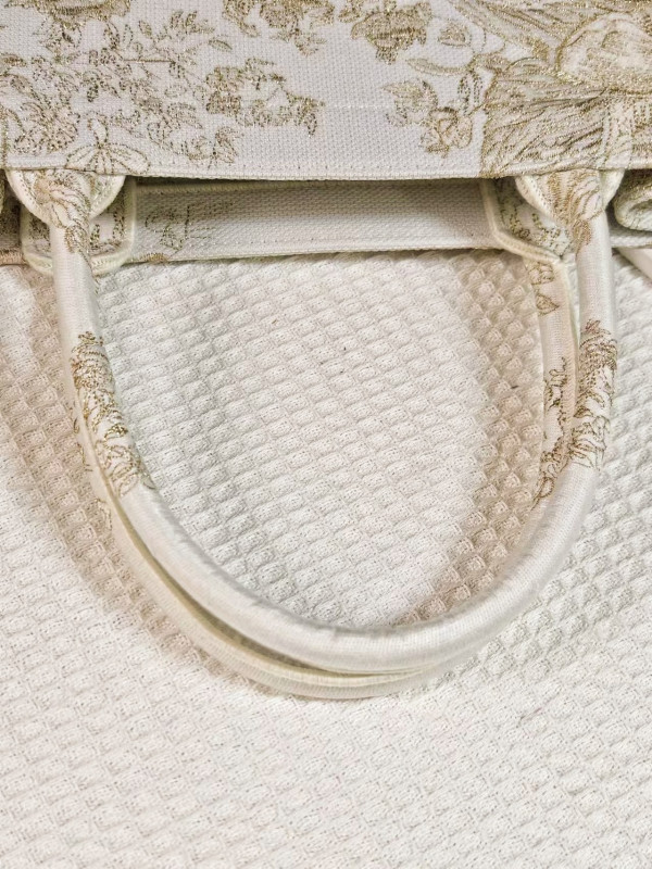 MEDIUM DIRO BOOK TOTE-36.5X27.5X16.5CM