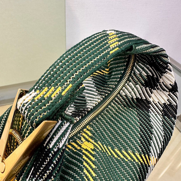 B**rry mini peg duffle bag