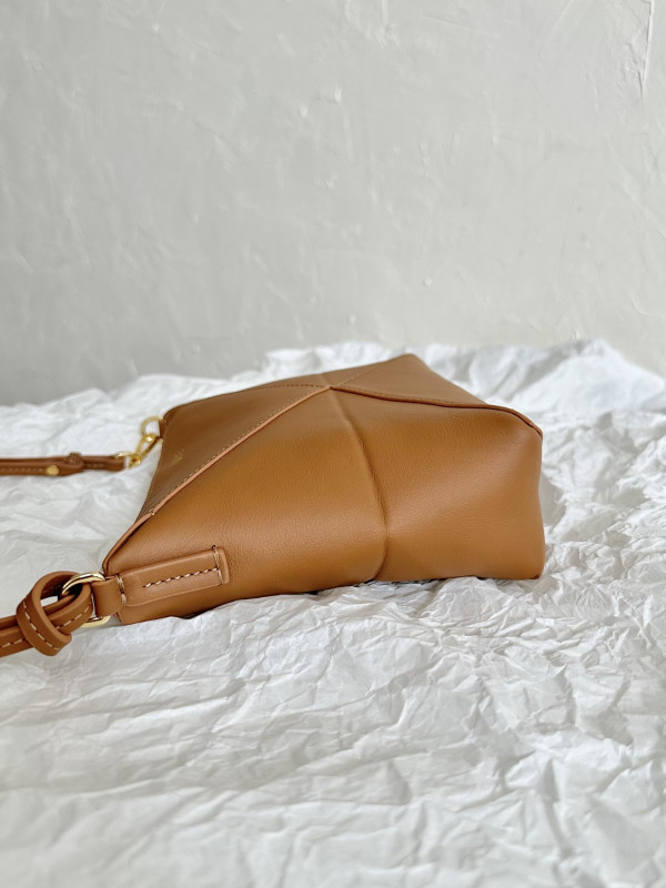 Lowee Puzzle Fold pouch