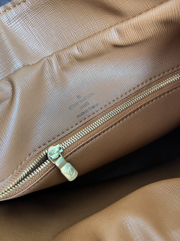 l0*is V*t0n boulogne