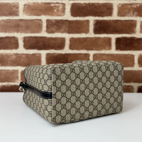 G*u*i gg emblem small shoulder bag-25*25*15.5cm