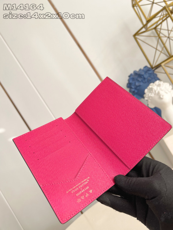 l0*is V*t0n passport cover-10*14*2.5cm