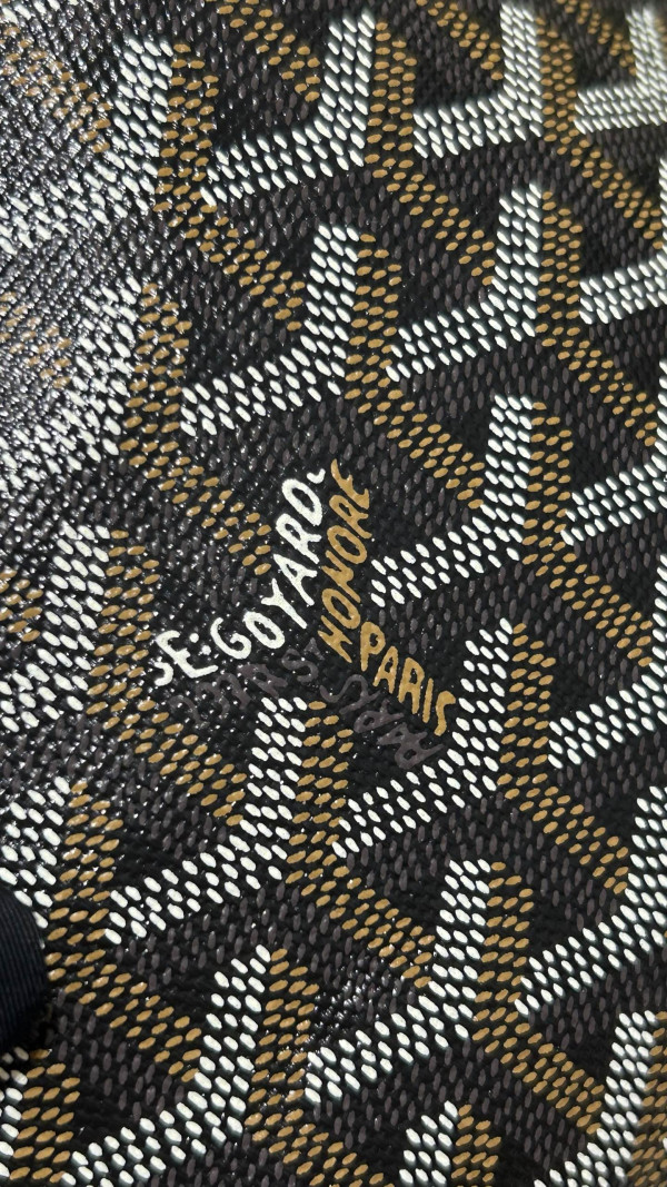 Go*ard beluga - 23×18.5×8cm