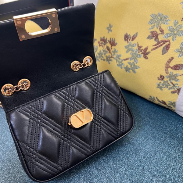 VALENTINO GARAVANI QUILTIE - 19*13*6CM