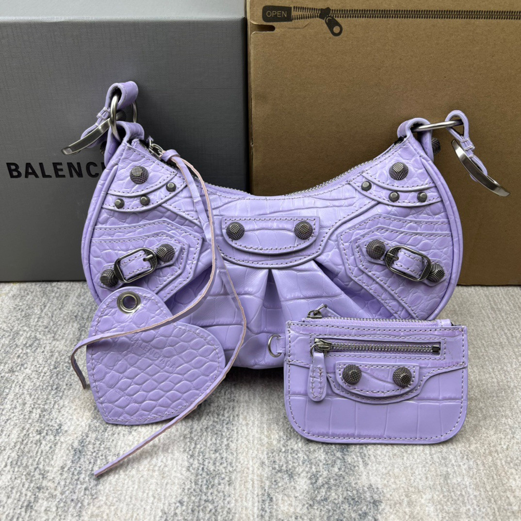 Ba*len*cia*ga women's le cagole xs shoulder bag